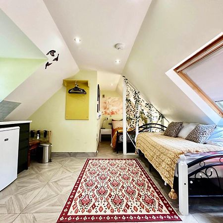 Forest Studio Apartment Gated Parking On 2 Acres Garden Chislehurst Extérieur photo