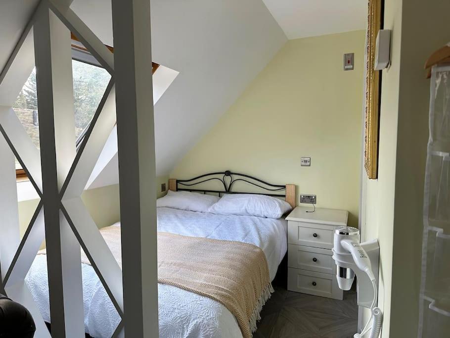 Forest Studio Apartment Gated Parking On 2 Acres Garden Chislehurst Extérieur photo