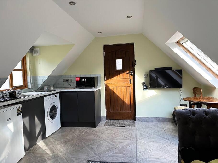 Forest Studio Apartment Gated Parking On 2 Acres Garden Chislehurst Extérieur photo